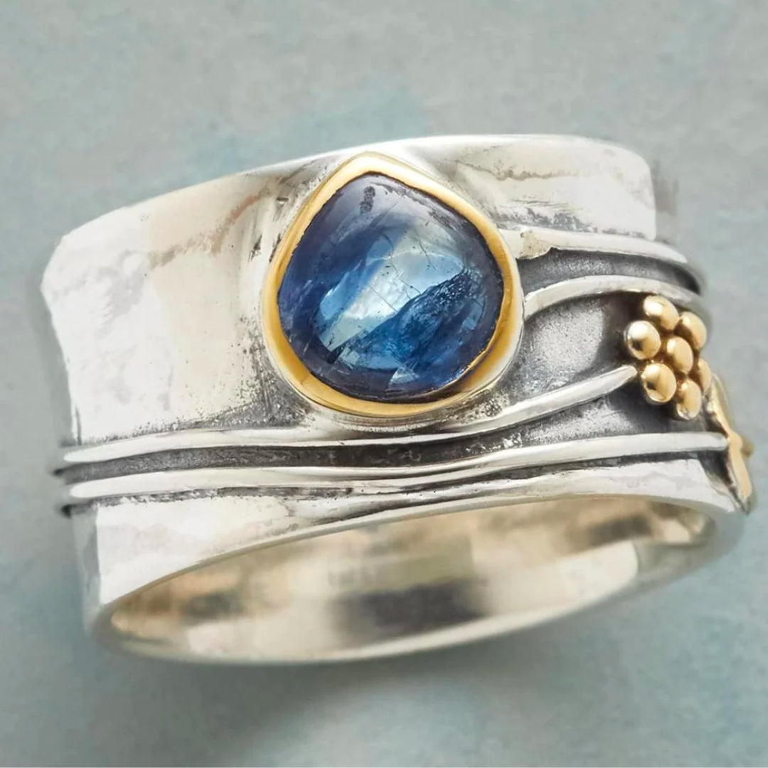 Empress | Silver bohemian ring with blue stone