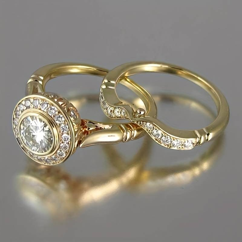 Charm | Vintage gold and zirconium ring