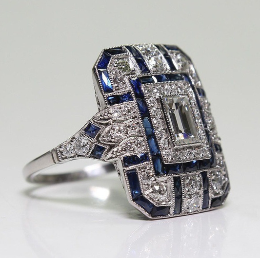 Evangeline | Vintage silver ring with blue zirconium